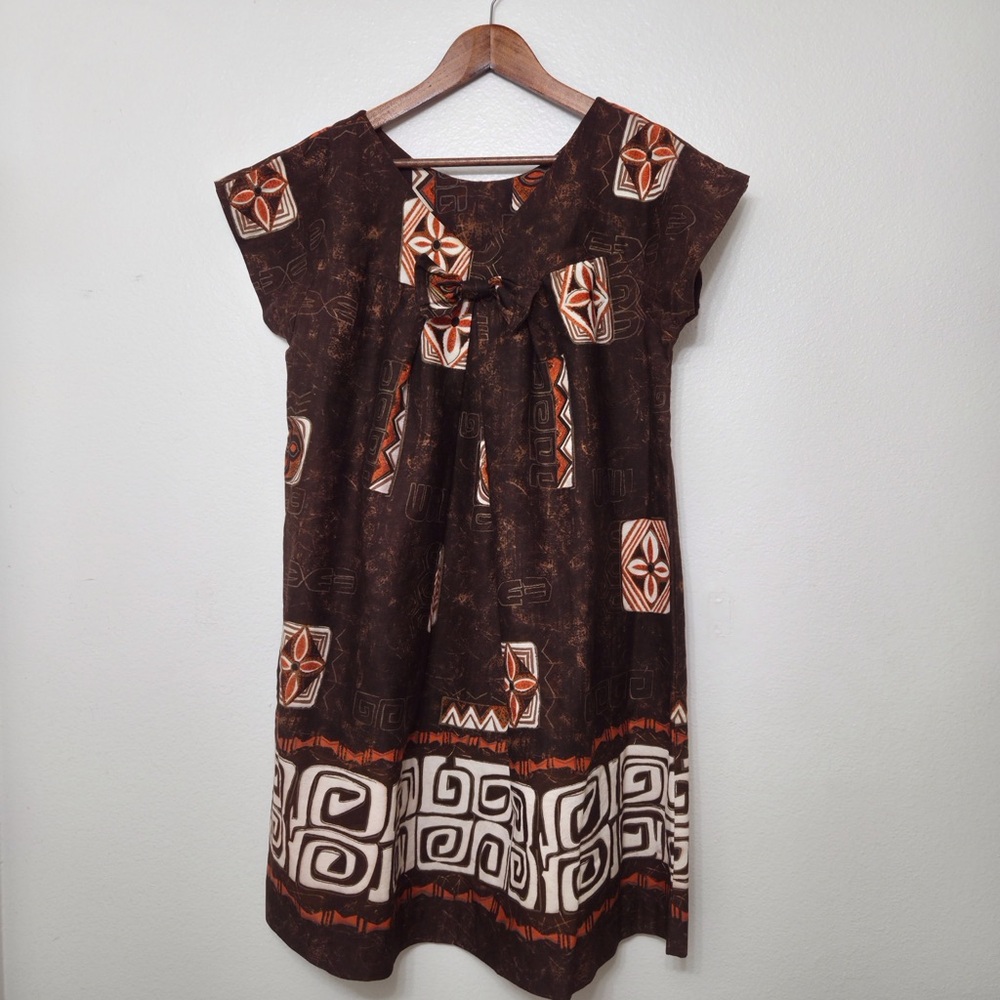 Vintage Tiki Brown and Orange Scoop Neck Sundress